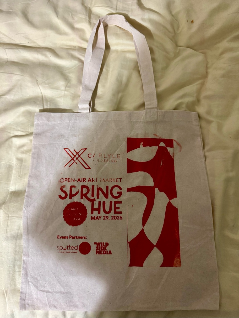 Spring Hue Red Graphic Tote Bag